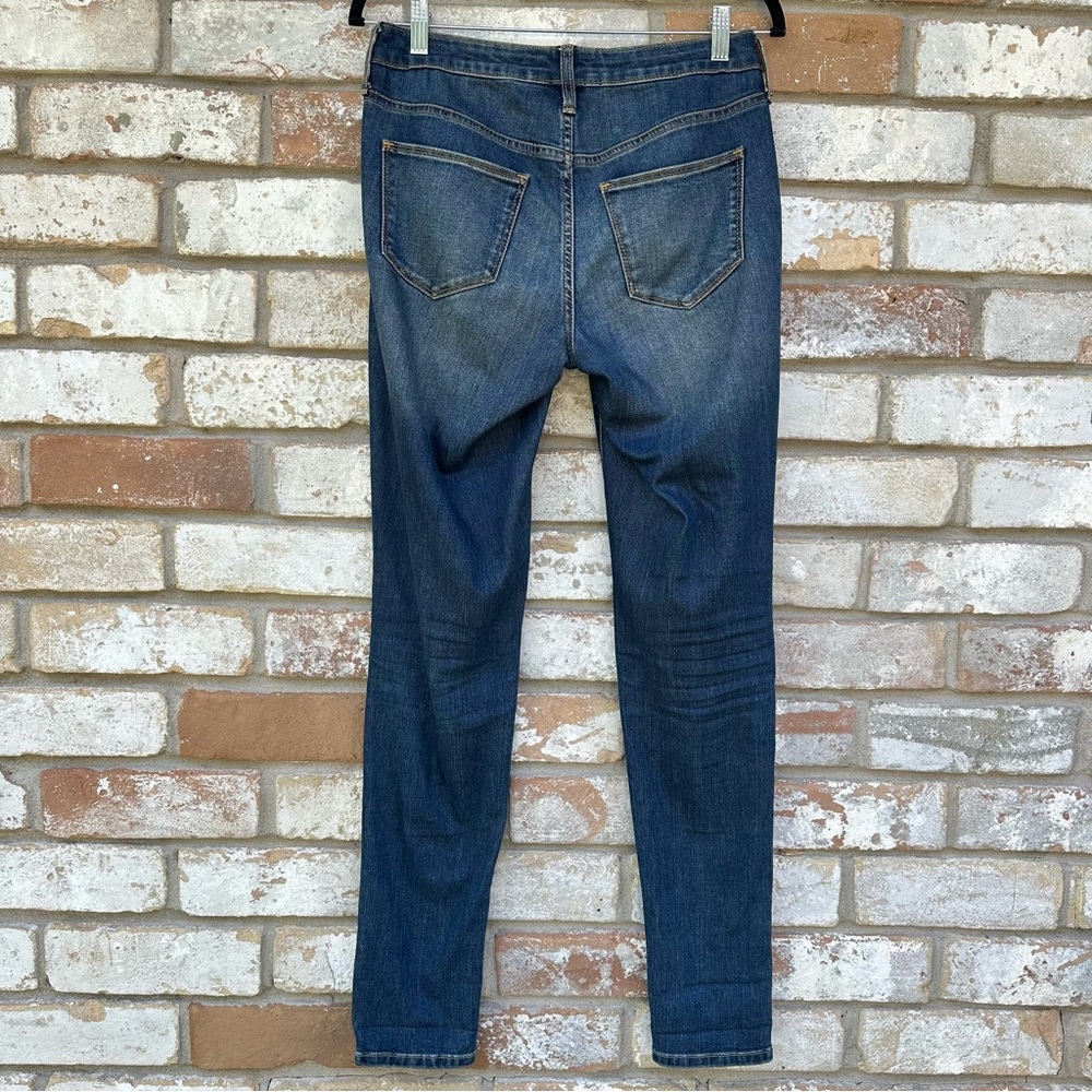 Universal Thread Mid Rise Skinny Blue Jeans - Picture 7 of 9